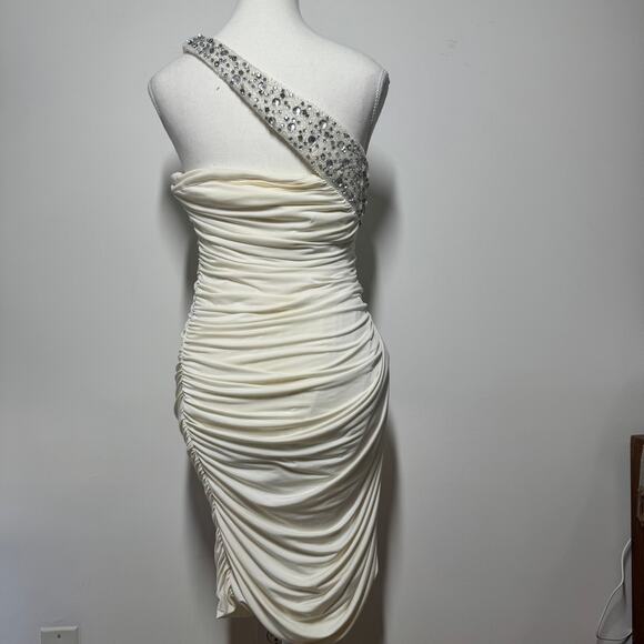 ABS by Allen Schwartz Dress Women M Ivory Beaded One Shoulder Ruched Y2K Formal - Picture 2 of 7